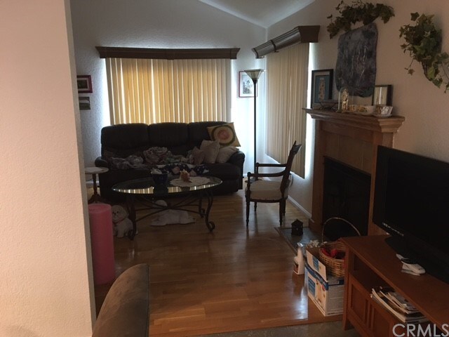 Property Photo: 1090 Ardmore Circle CA 92374