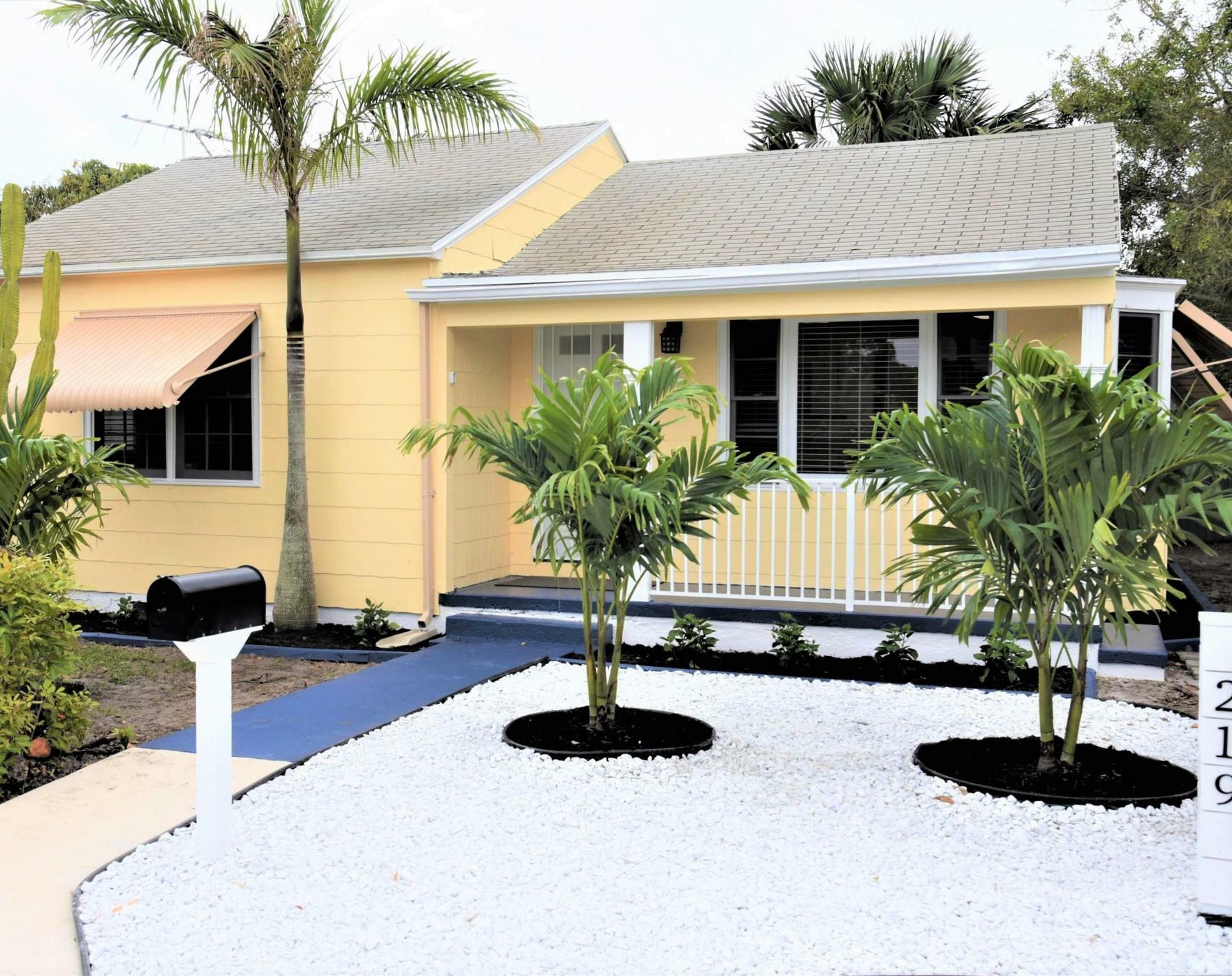 Property Photo: 219 11th Avenue S FL 33460