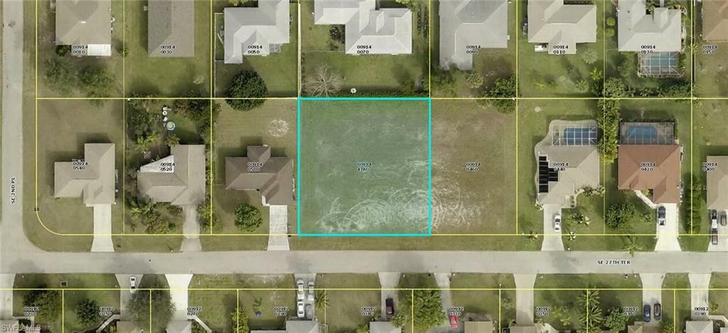 Property Photo:  215 SE 27th Terrace  FL 33904 