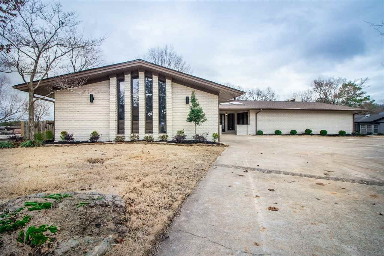 Property Photo:  1812 Macarthur Park  AR 72401 