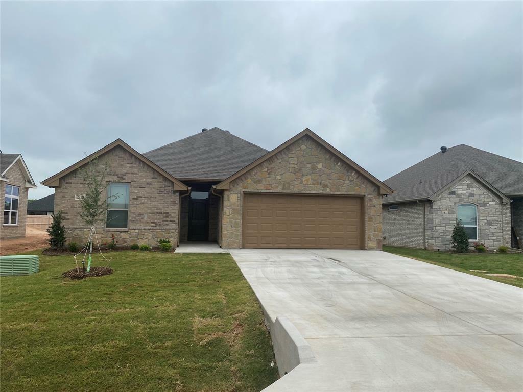 Property Photo:  3318 White Horse Drive  TX 76049 