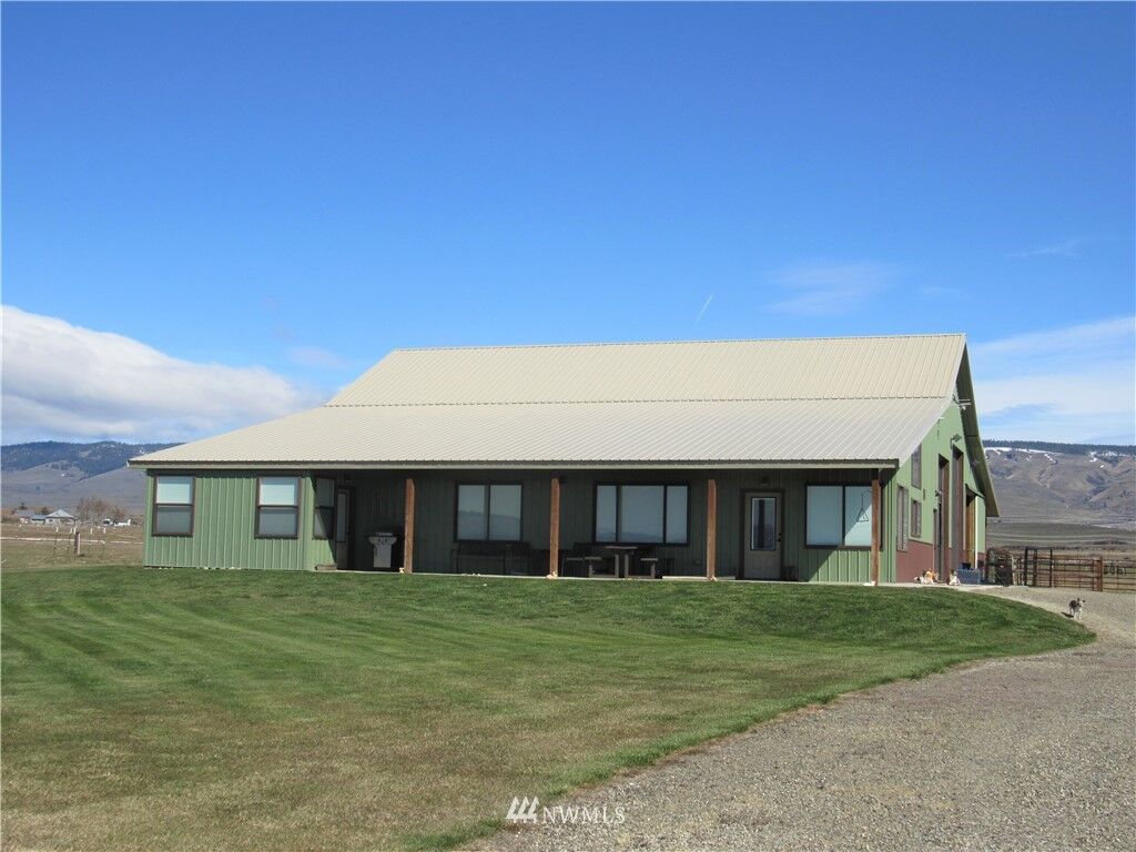 Property Photo: 11030 Reecer Creek Rd WA 98926