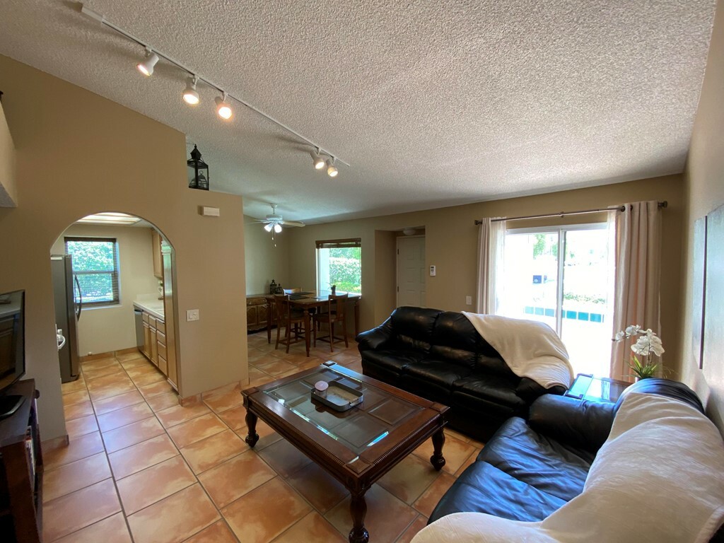 Property Photo:  74800 Sheryl Avenue 1-1  CA 92260 