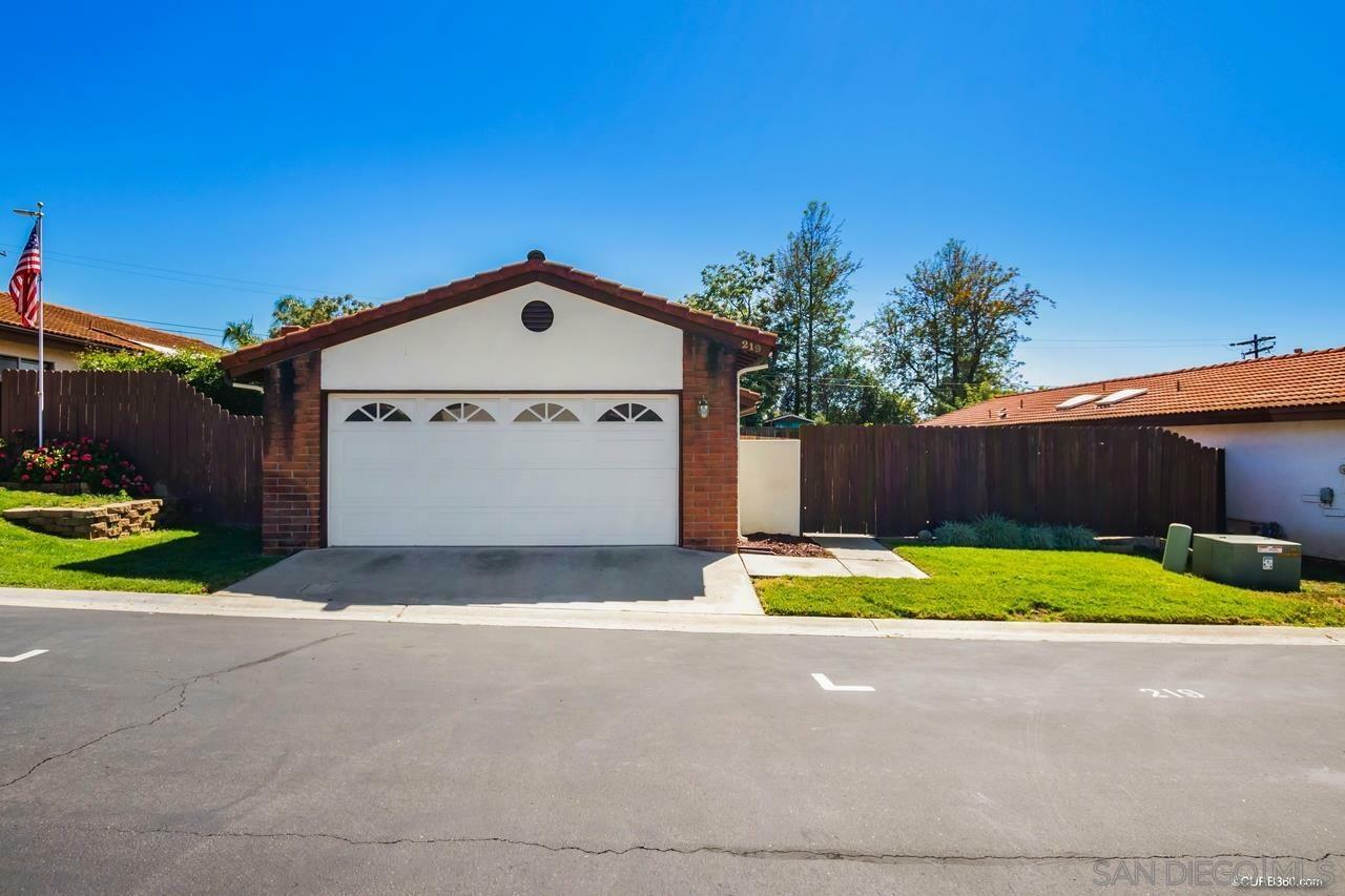 Property Photo:  219 Belfast Glen  CA 92027 