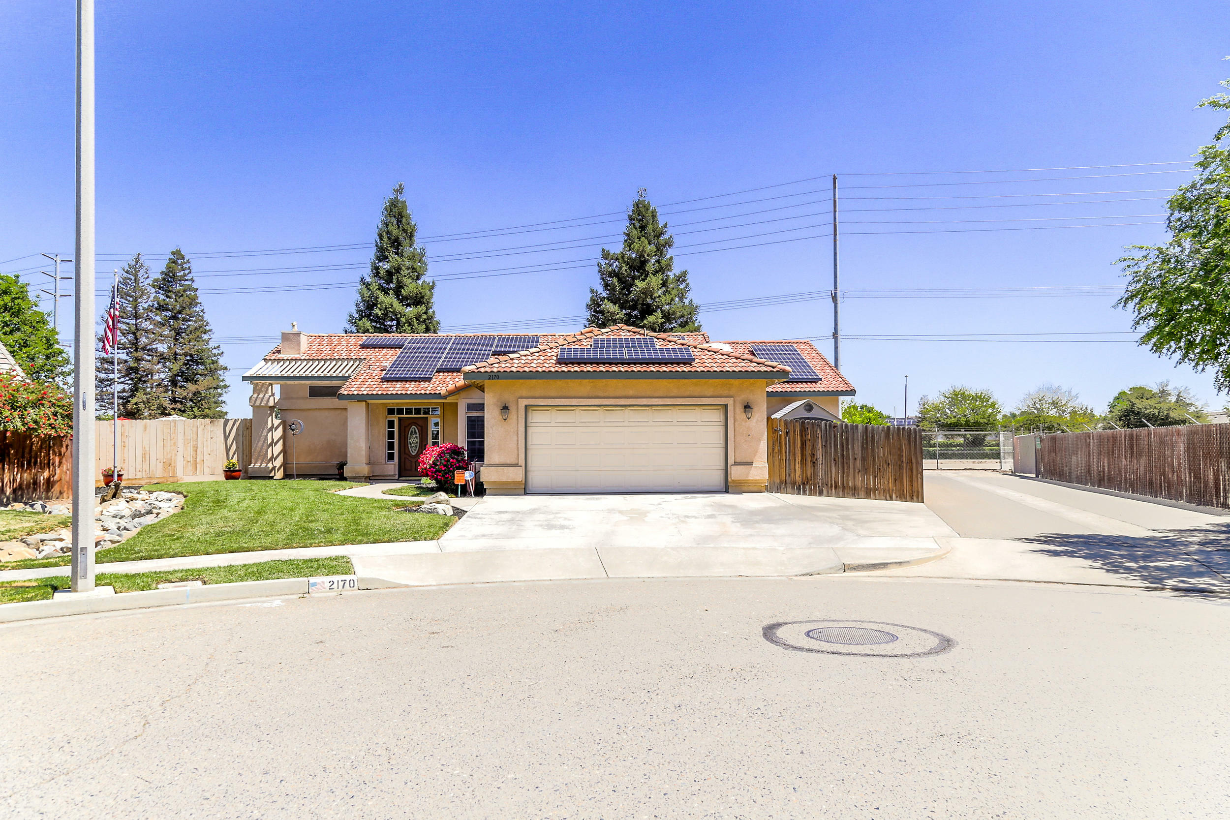 2170 Marvin Court  Tulare CA 93274 photo