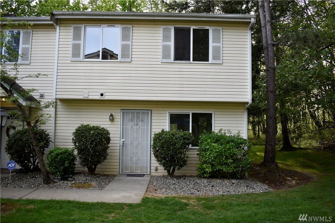 Property Photo:  833 SW Sunset Blvd K54  WA 98057 