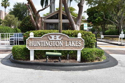 Property Photo:  7145 Huntington Lane 303  FL 33446 