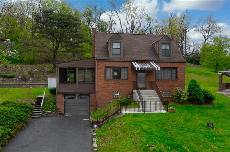 Property Photo:  2415 Woodbine Rd  PA 15001 