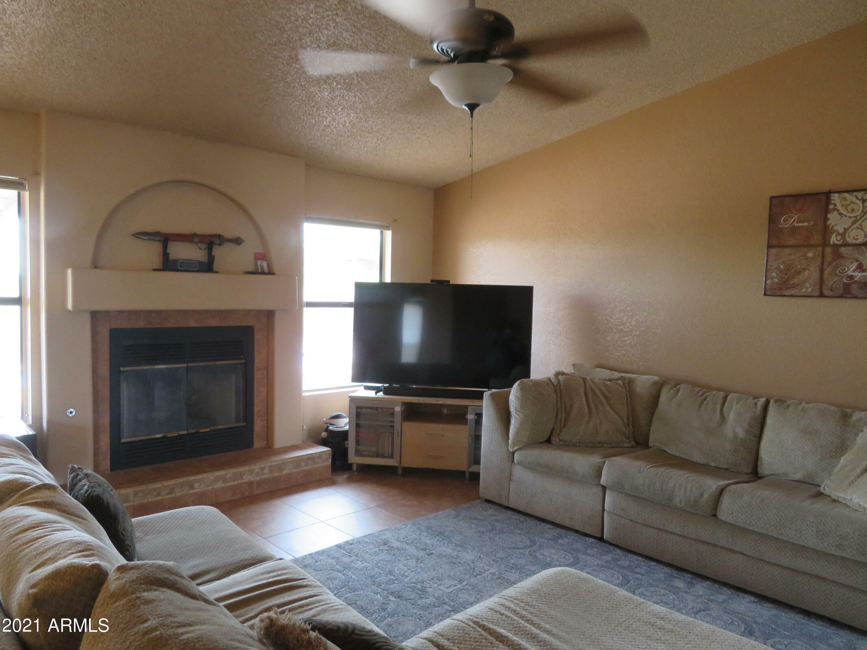 Property Photo: 2077 S Calle Chico -- AZ 85635