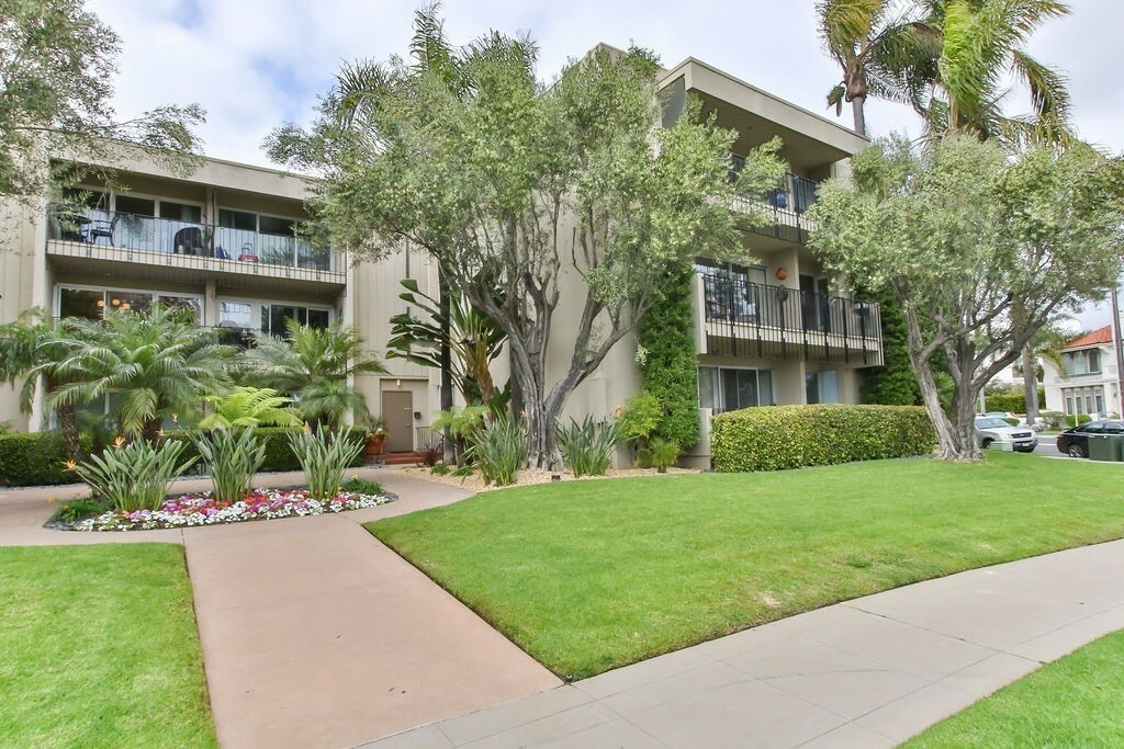 Property Photo: 1155 Star Park Circle 2F CA 92118