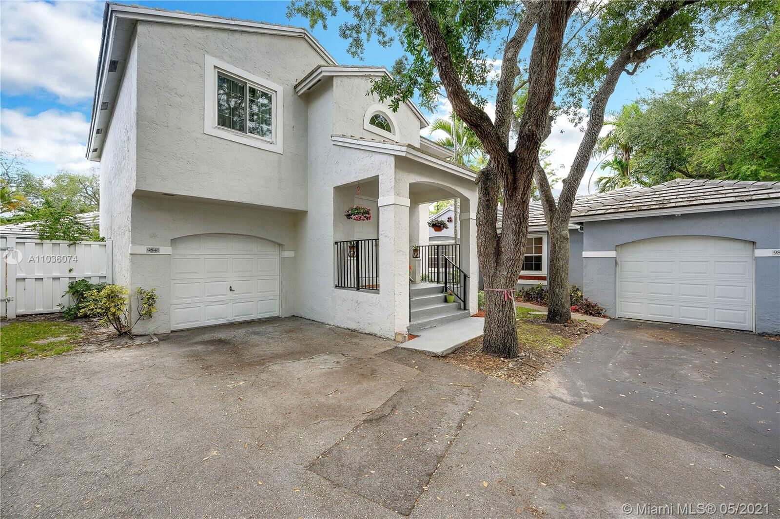 Property Photo: 9841 NW 2nd Ct FL 33324