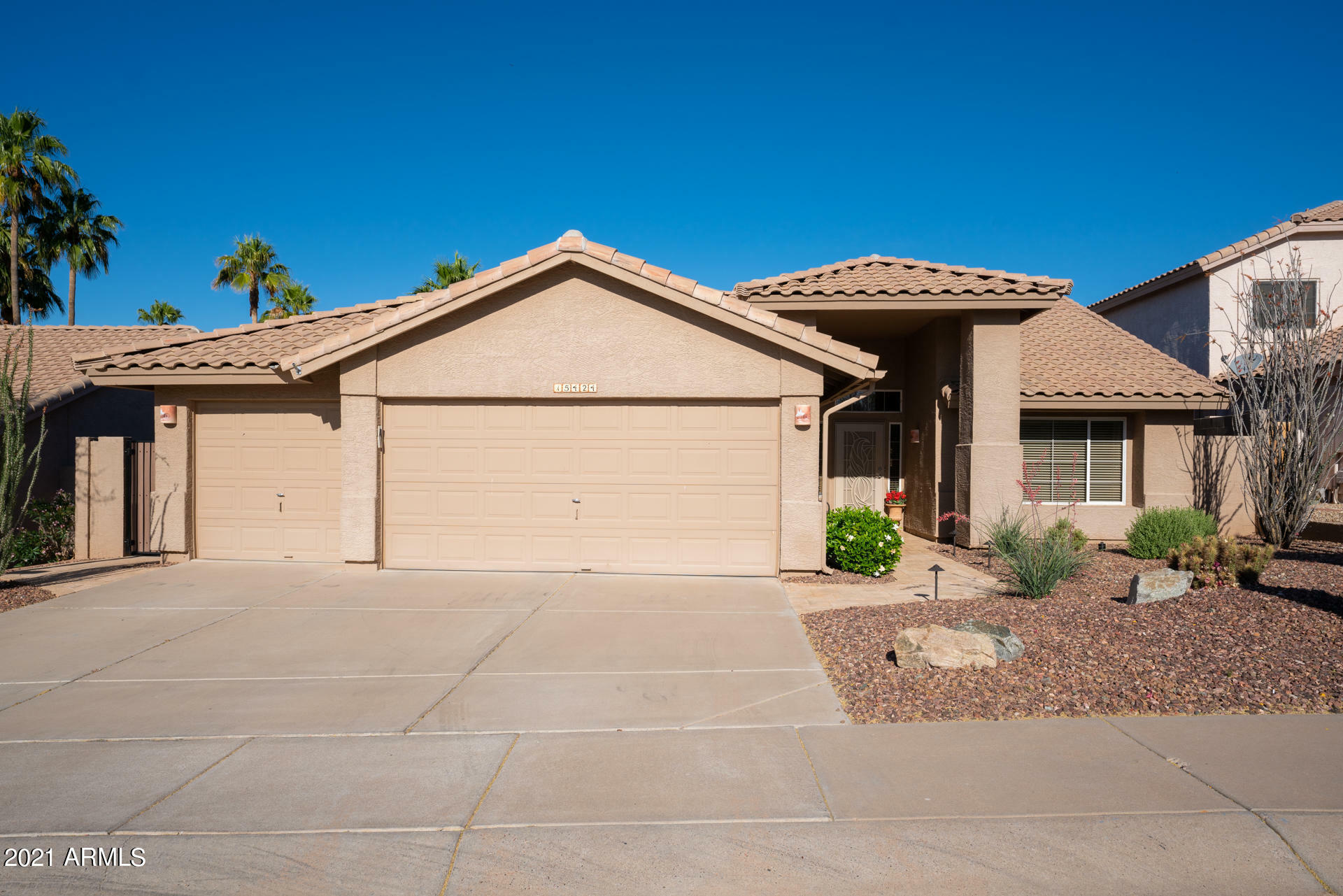 Property Photo:  15424 S 15th Avenue  AZ 85045 