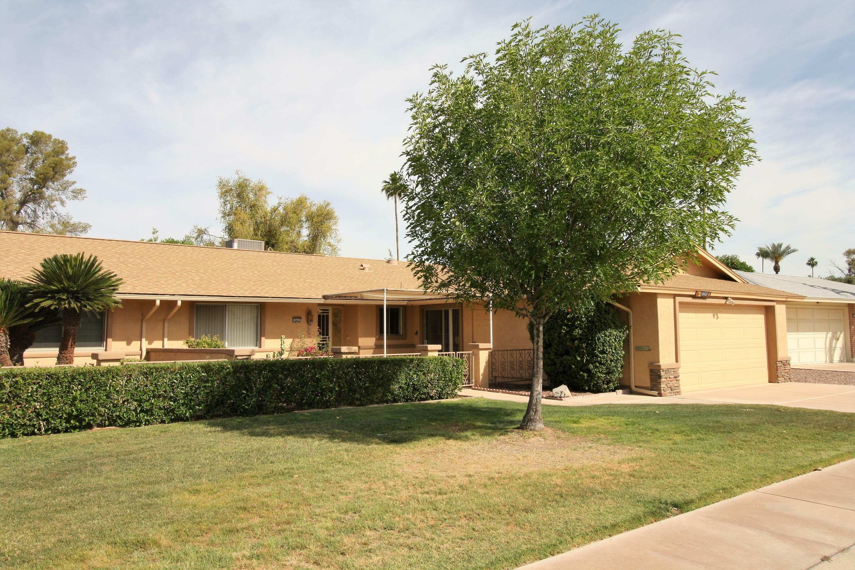 Property Photo: 10432 W Prairie Hills Circle AZ 85351