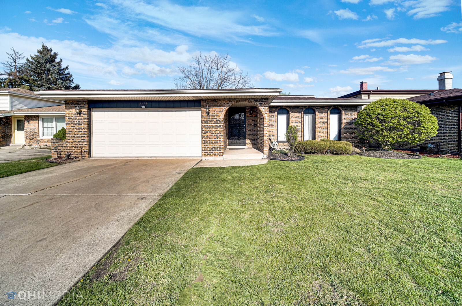 Property Photo:  15633 Cornell Avenue  IL 60419 