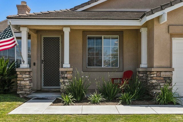 Property Photo:  894 Niguel St  CA 92057 