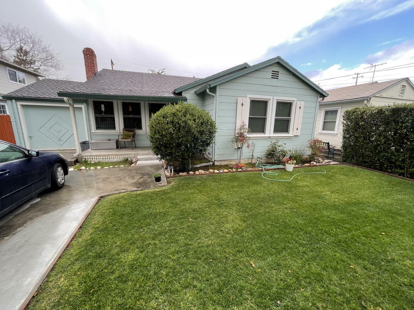 Property Photo: 889 Colorado Avenue CA 94303