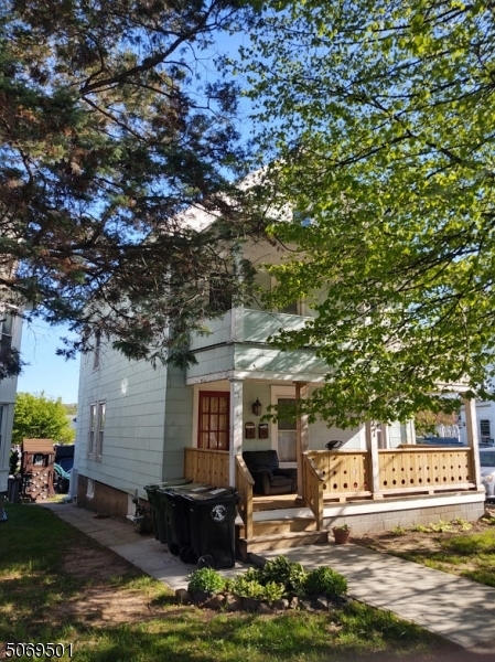 Property Photo:  27 E Church St  NJ 07882 