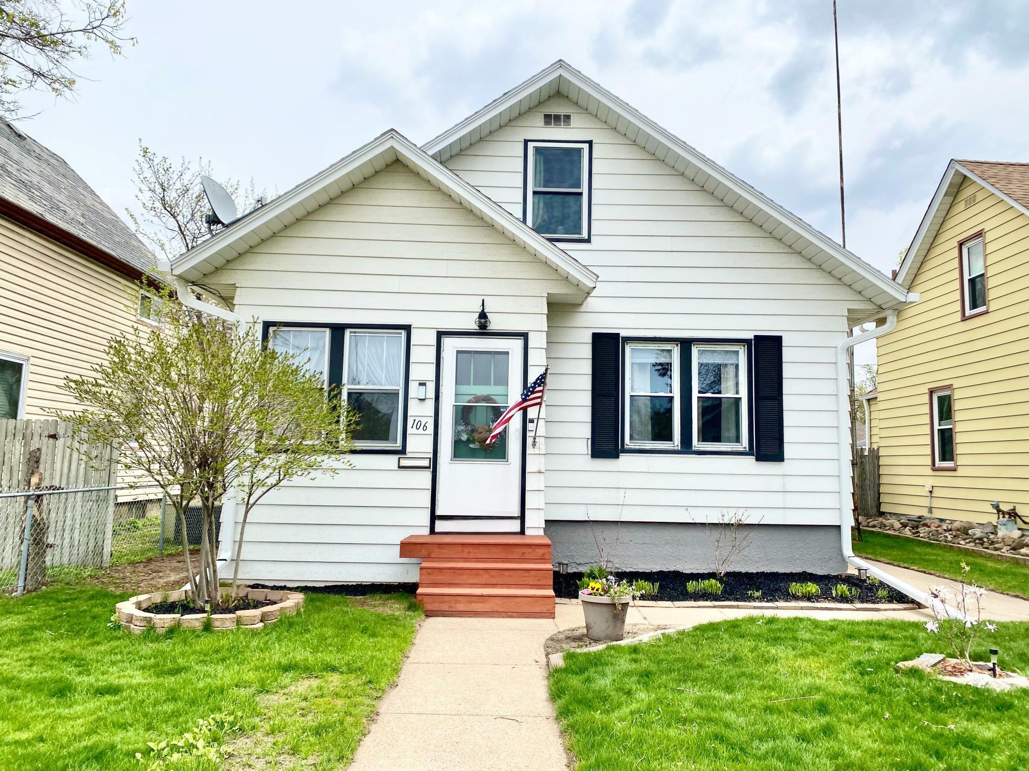 Property Photo:  106 17th Avenue S  MN 56301 