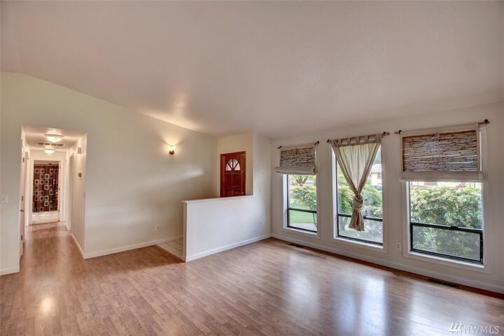 Property Photo: 7912 Mountain Aire Lp SE WA 98503