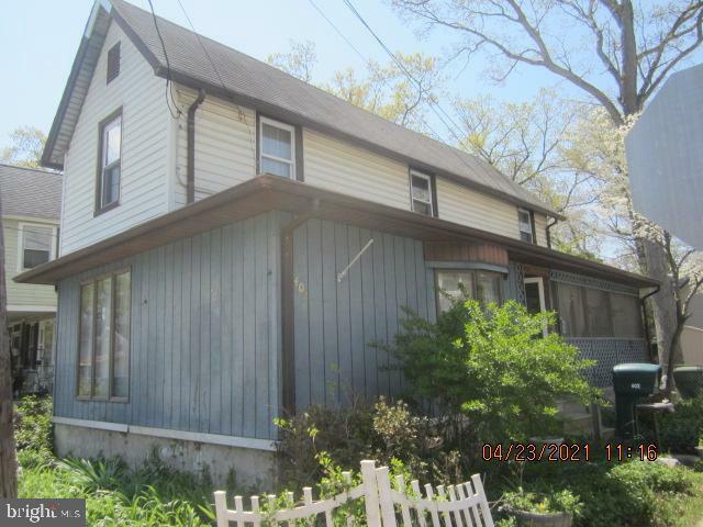 Property Photo:  402 Wesley Avenue  NJ 08071 