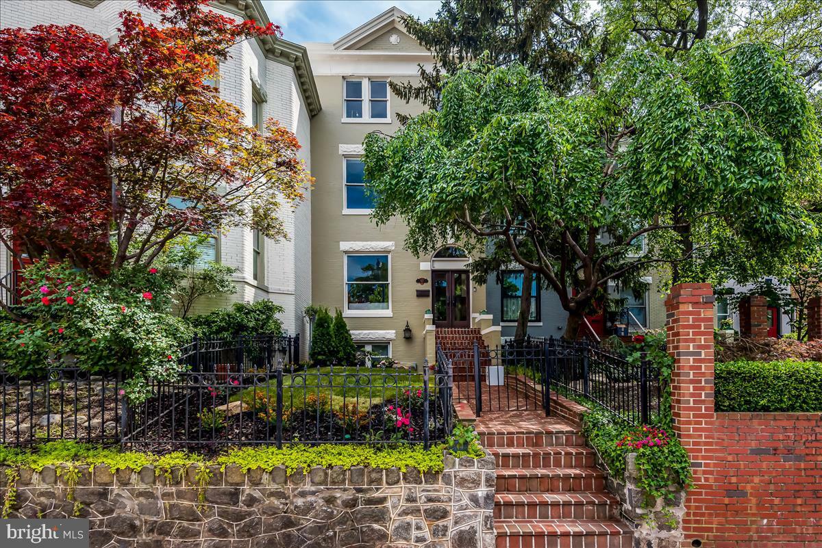 Property Photo: 917 Maryland Avenue NE DC 20002