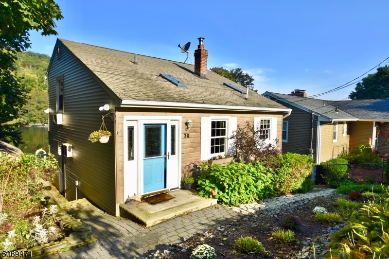 Property Photo: 70 Lakeside Ave NJ 07460