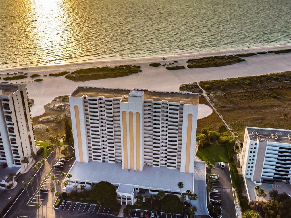 Property Photo:  1270 Gulf Boulevard 702  FL 33767 