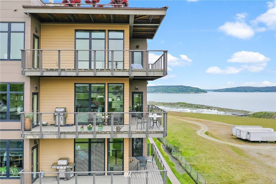 Property Photo:  5204 N Bennett Street 411  WA 98407 