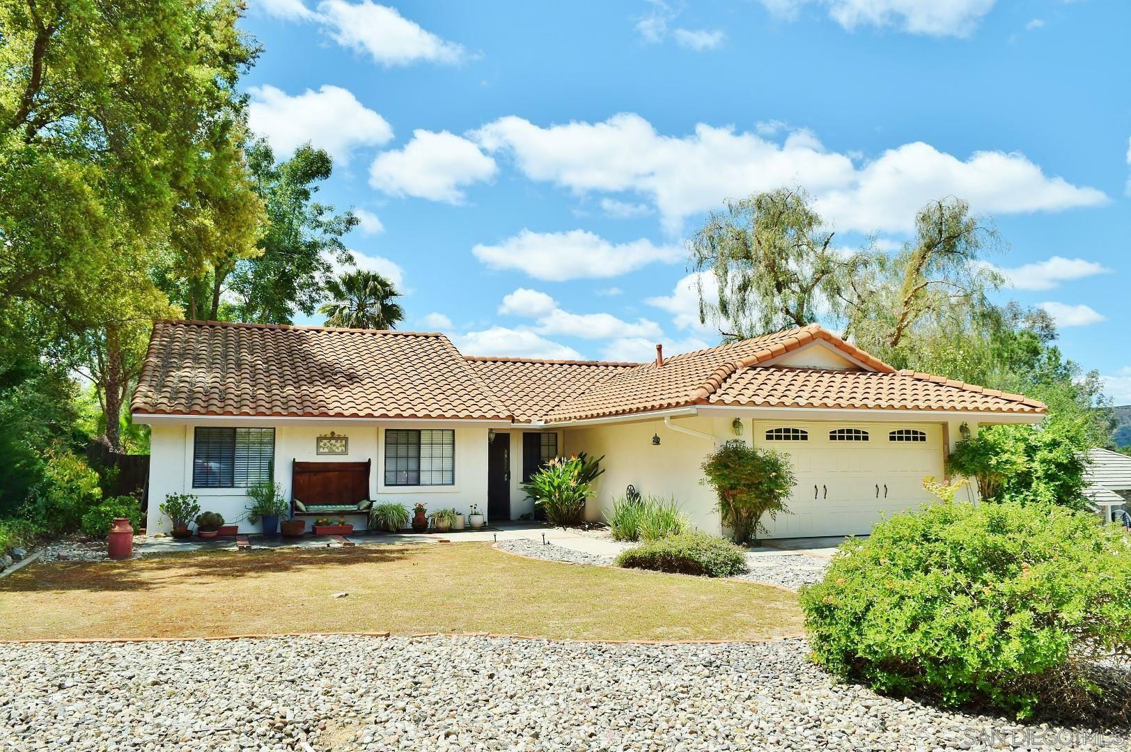 Property Photo:  24415 Novato Pl  CA 92065 