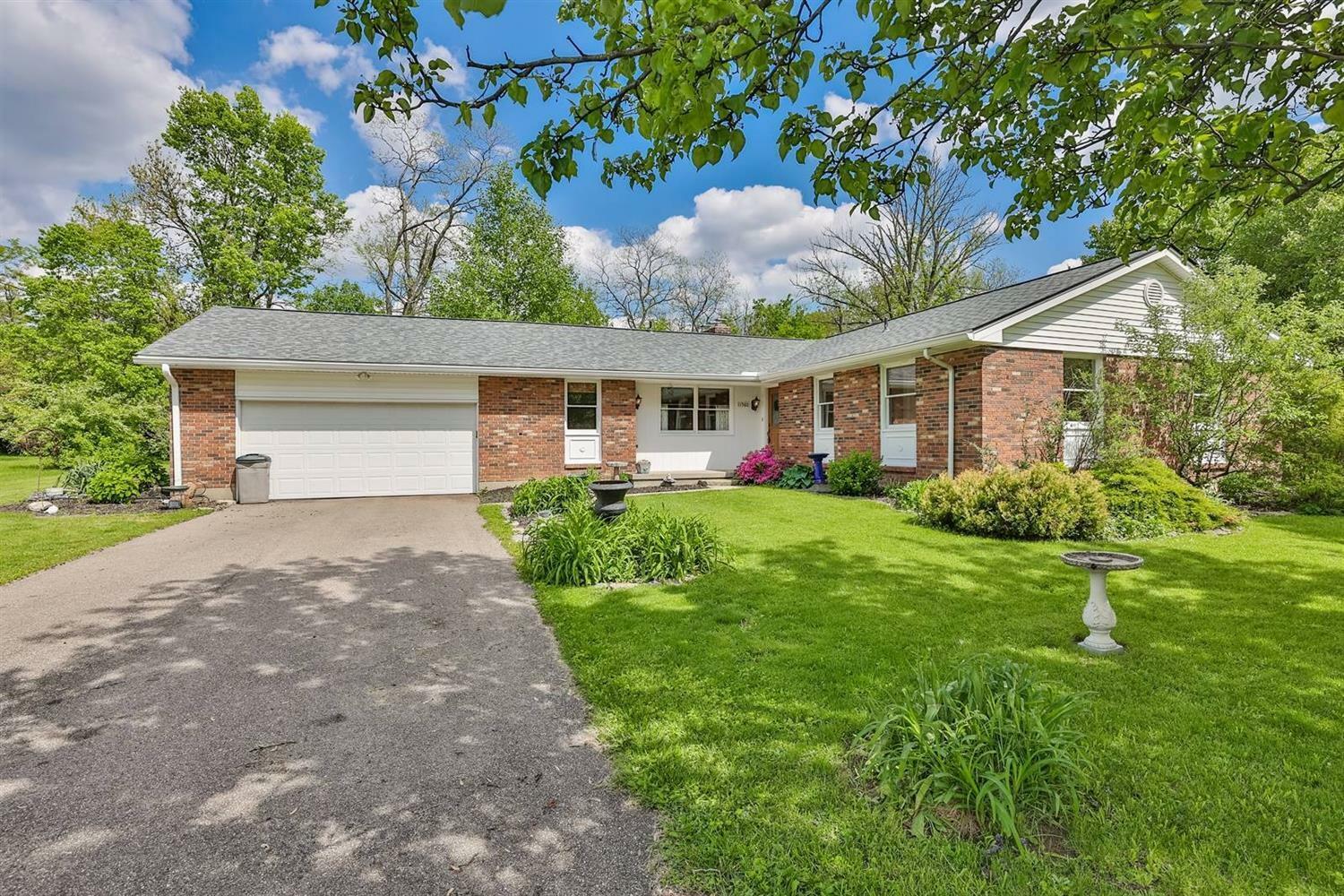 Property Photo: 11560 Hickory St OH 45246