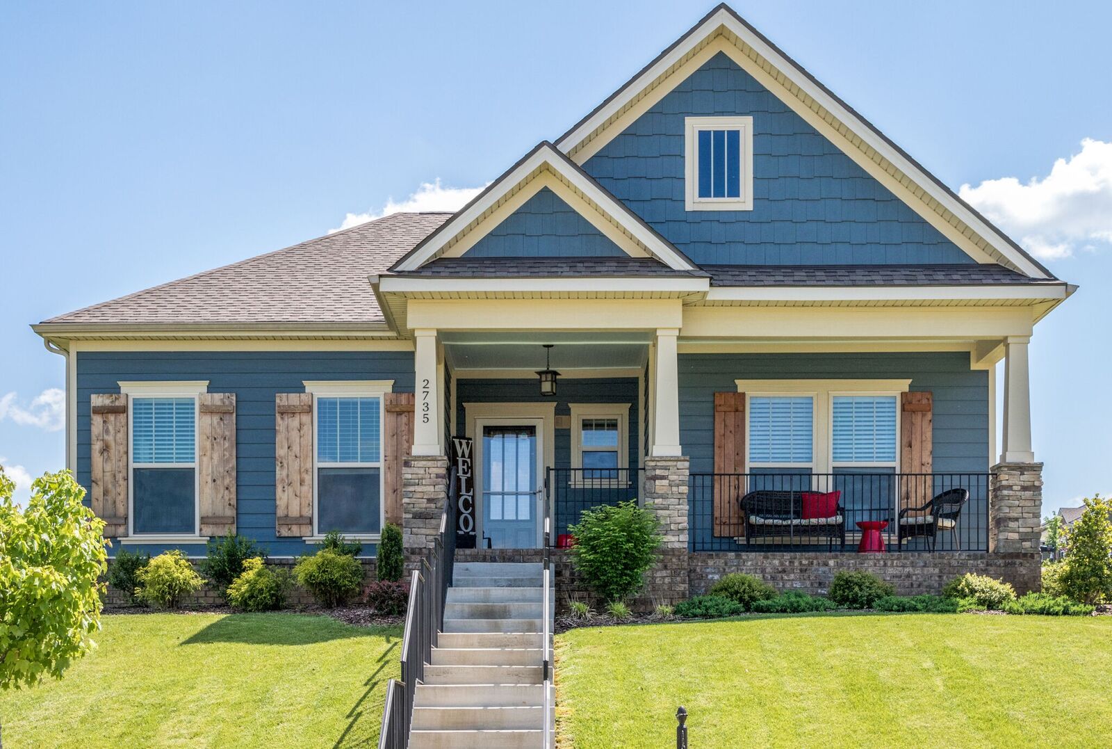 Property Photo:  2735 Nottingham Dr  TN 38401 