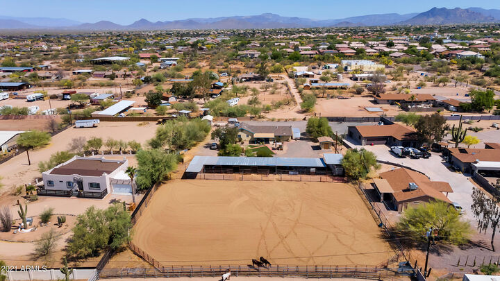 Property Photo: 27450 N 45th Place AZ 85331