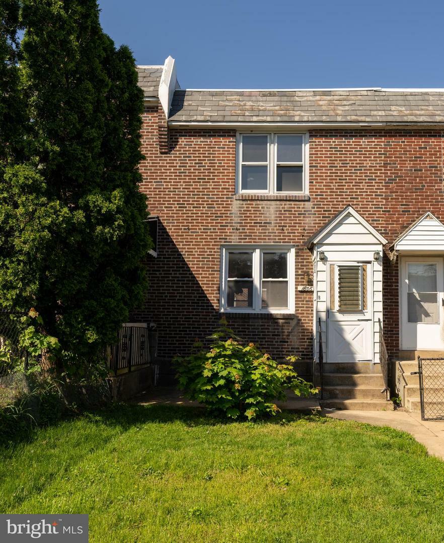 Property Photo:  1806 Farrington Road  PA 19151 