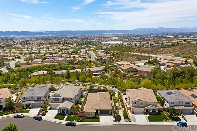Property Photo: 39077 Lonesome Spur Circle CA 92591