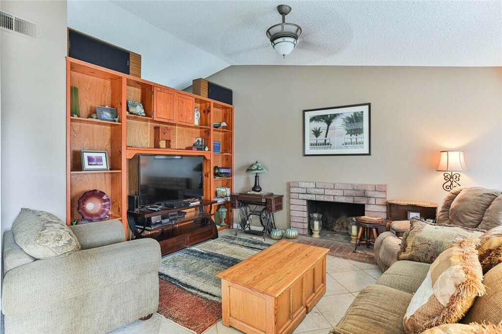 Property Photo: 2929 S Del Norte Avenue CA 91761