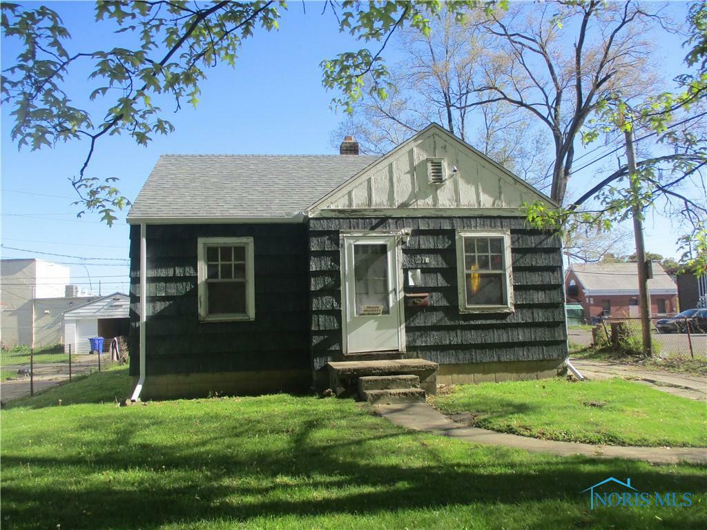 Property Photo:  3218 Downing Avenue  OH 43607 