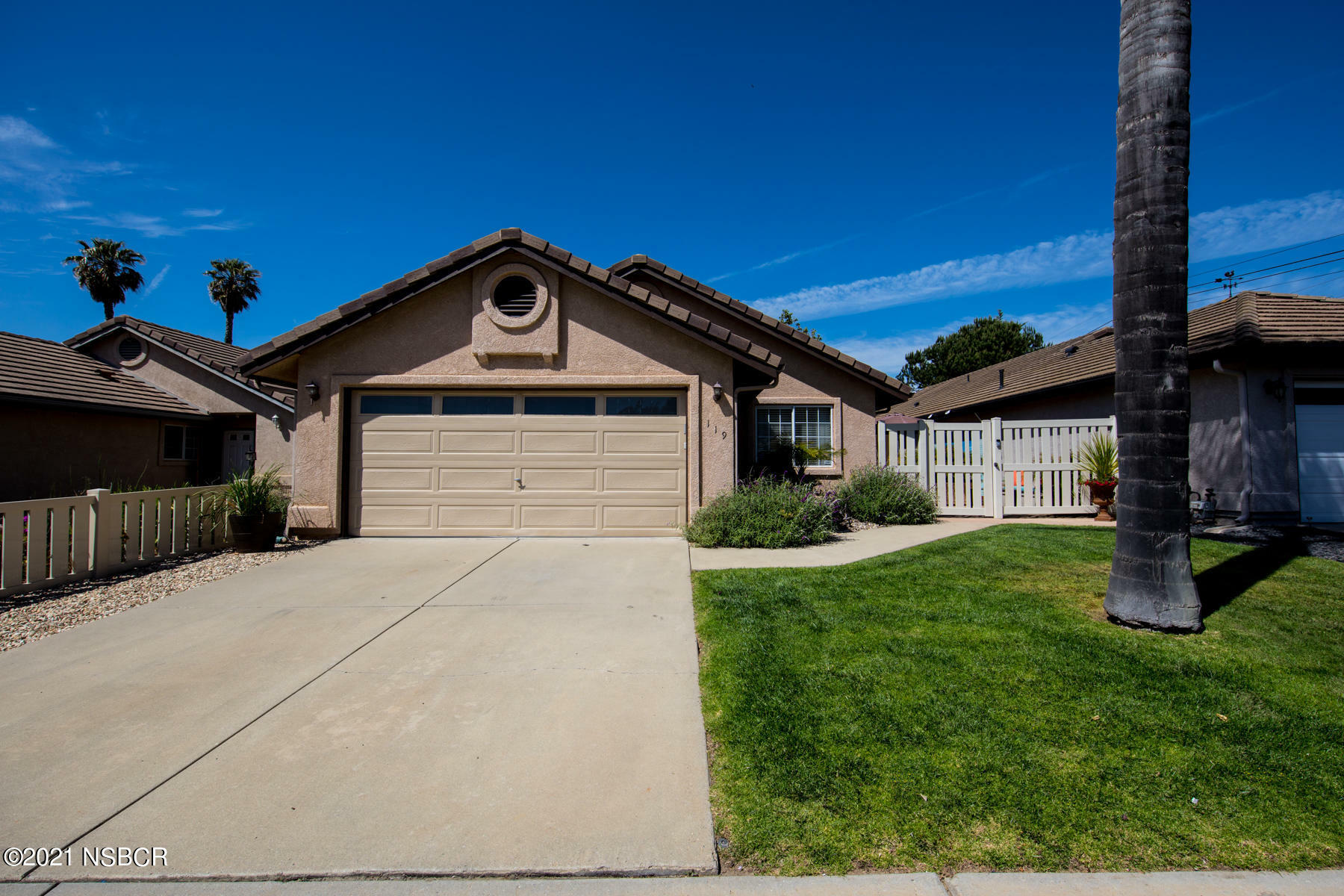 Property Photo:  119 Riverside Court  CA 93458 