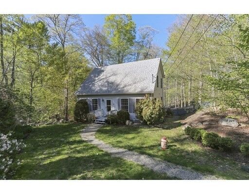 Property Photo: 38 Bennett St N MA 01930