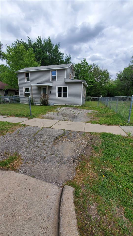 Property Photo:  706 N Piatt Ave  KS 67214 