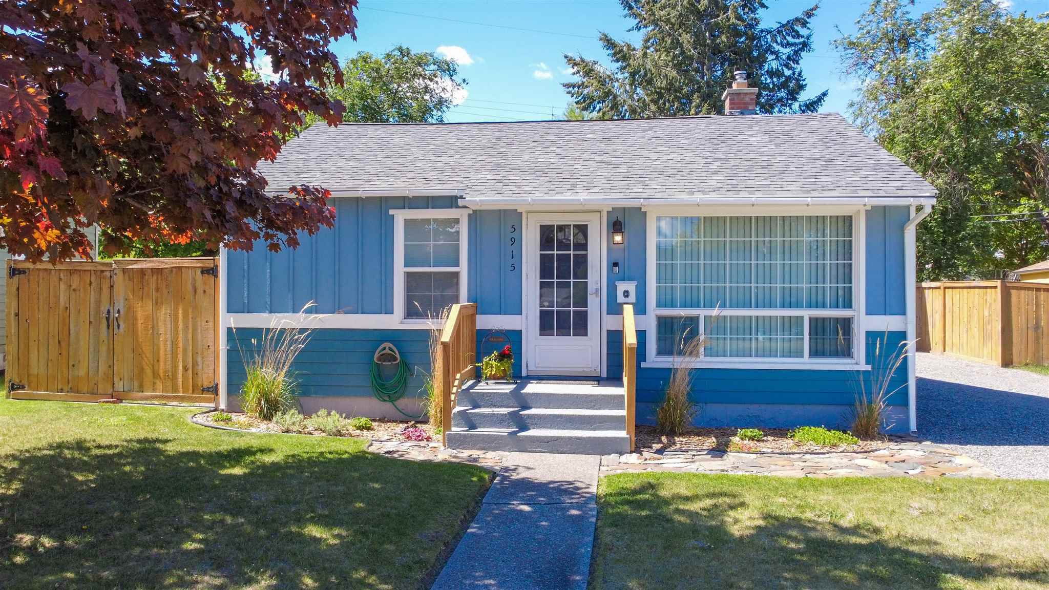 Property Photo:  5915 N Braeburn Dr  WA 99205 