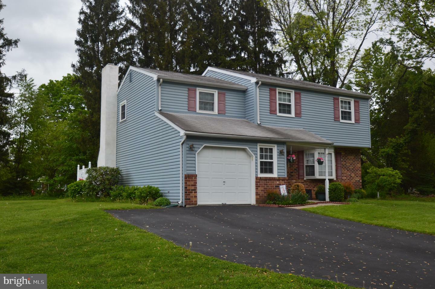 Property Photo:  1189 Weber Road  PA 18974 