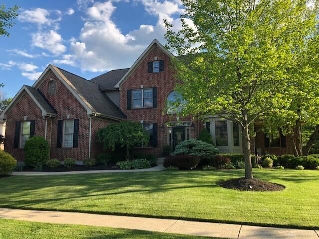 Property Photo:  299 S Wind Court  OH 45039 