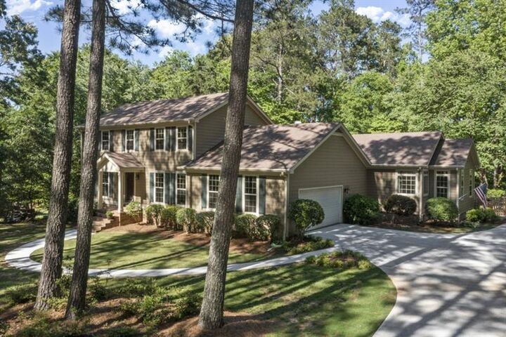 185 New Oak Ridge Trail  Fayetteville GA 30214 photo