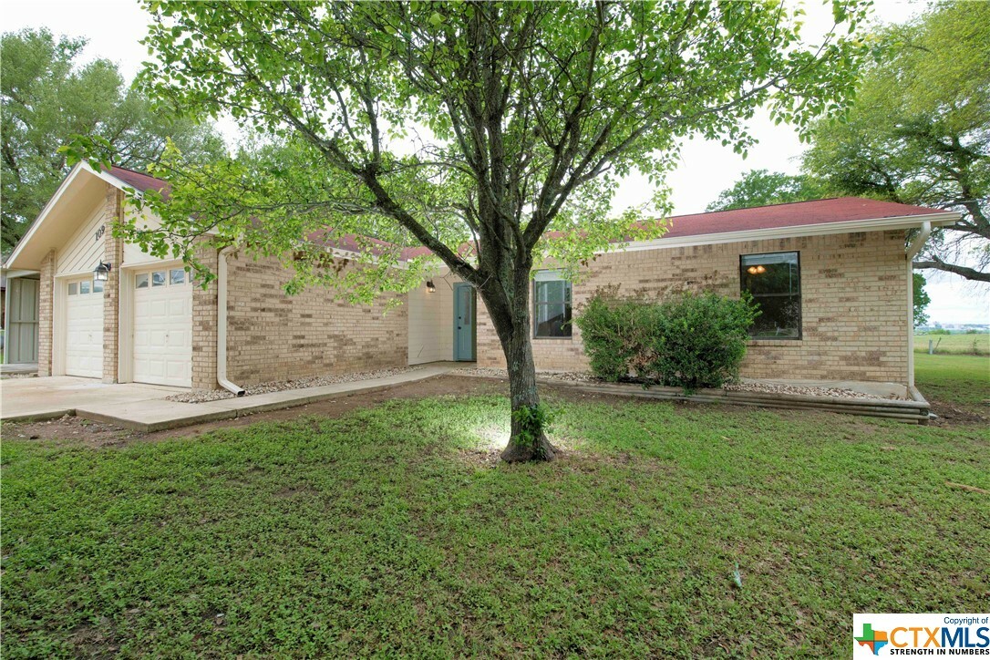 Property Photo:  109 River Hills Drive  TX 78666 