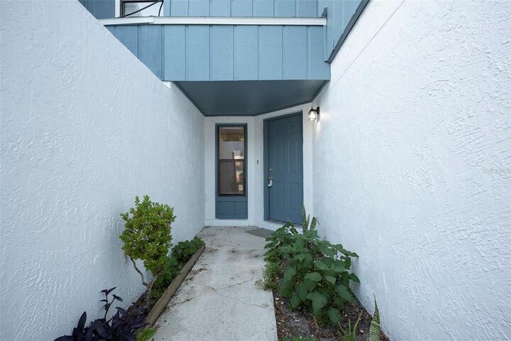 Property Photo: 1247 Bayshore Drive N FL 32233