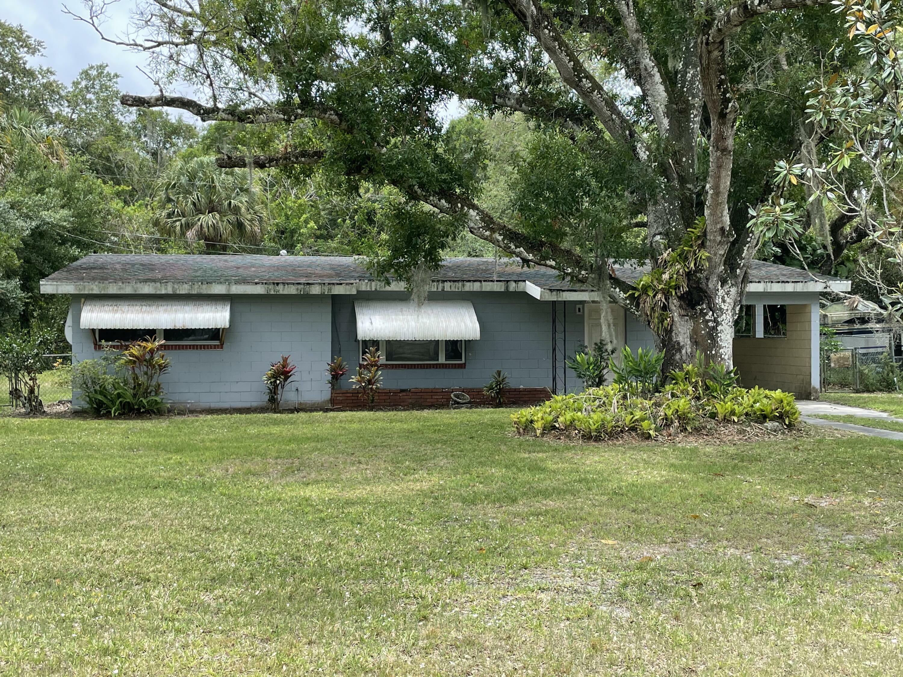 Property Photo:  2629 Rainbow Drive  FL 34981 