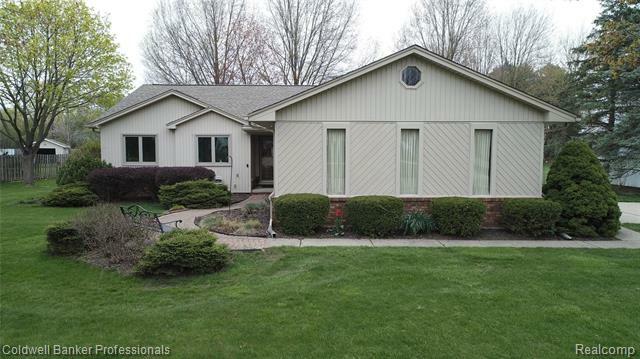 Property Photo: 4425 Gardner Street MI 48310
