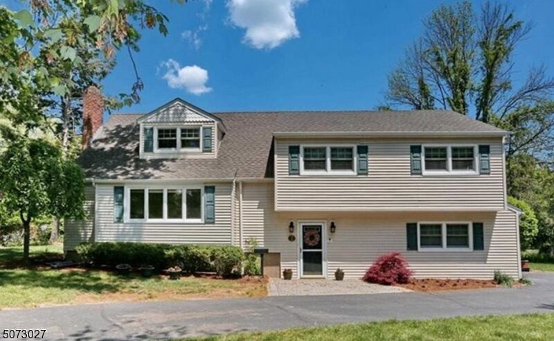 Property Photo: 2 Erold Ct NJ 07401