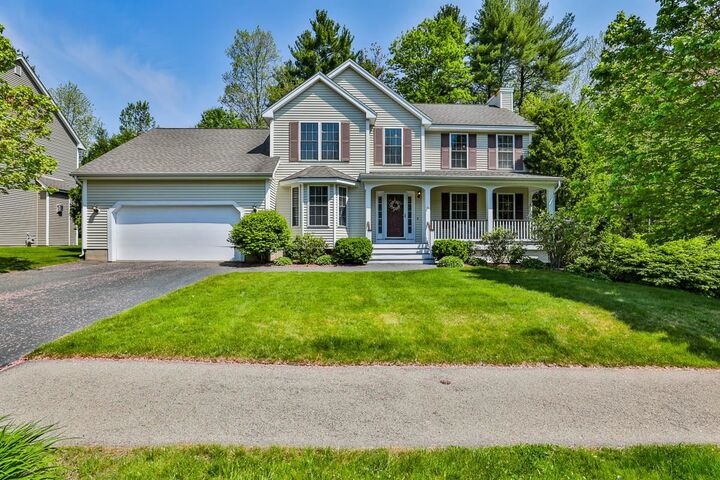 Property Photo:  48 Cherrywood Drive  NH 03062 