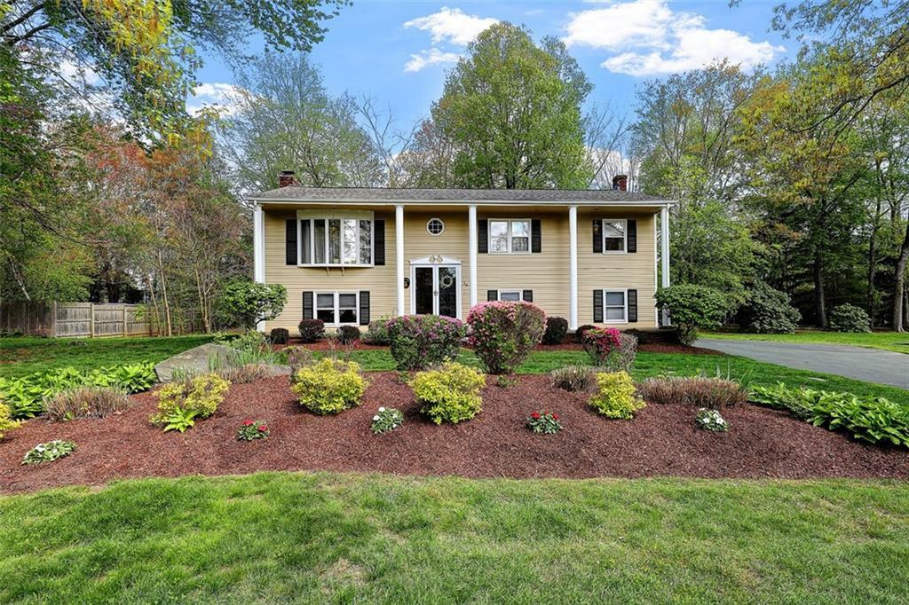 Property Photo: 18 Cherrywood Dr RI 02828